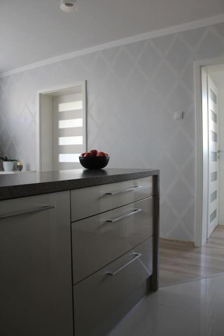 Апартаменты Uroczy, Jasny Apartament Oraz Bezplatny Parking! Краков Экстерьер фото