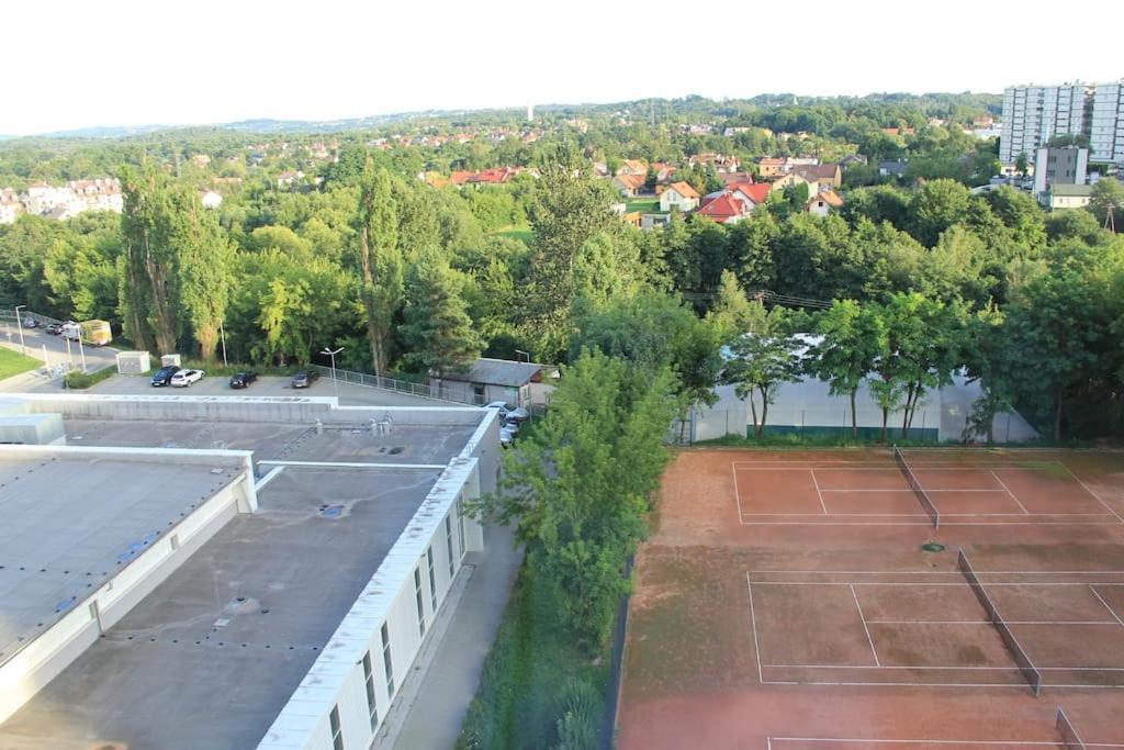 Апартаменты Uroczy, Jasny Apartament Oraz Bezplatny Parking! Краков Экстерьер фото