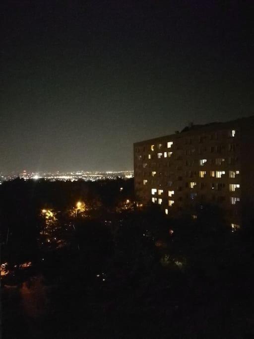 Апартаменты Uroczy, Jasny Apartament Oraz Bezplatny Parking! Краков Экстерьер фото