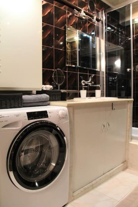 Апартаменты Uroczy, Jasny Apartament Oraz Bezplatny Parking! Краков Экстерьер фото