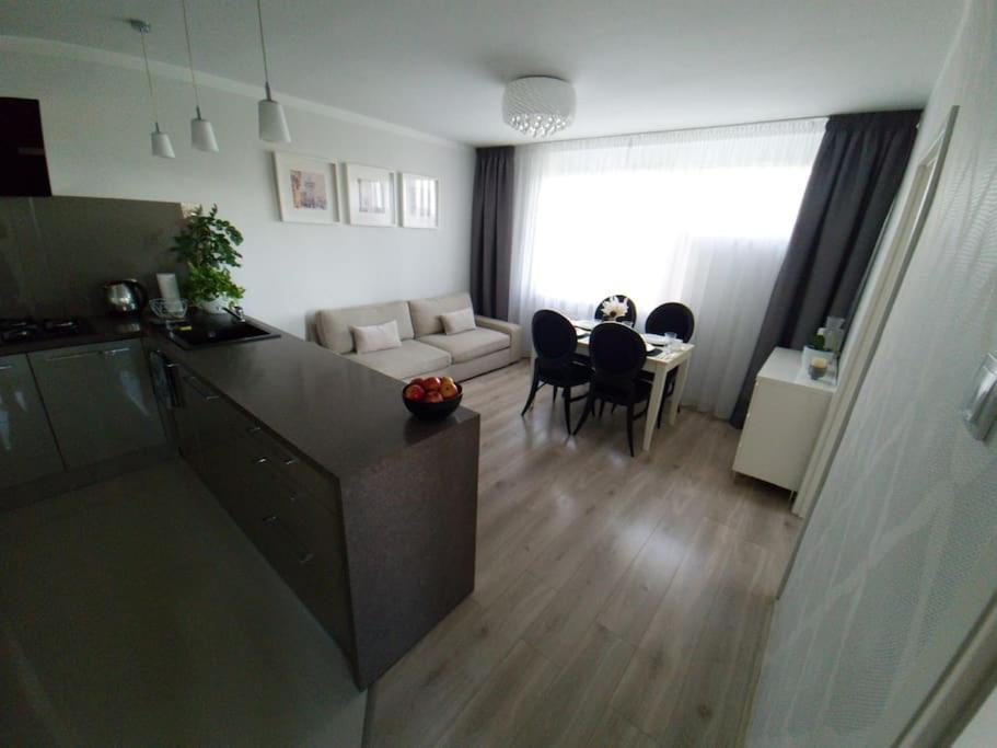 Апартаменты Uroczy, Jasny Apartament Oraz Bezplatny Parking! Краков Экстерьер фото