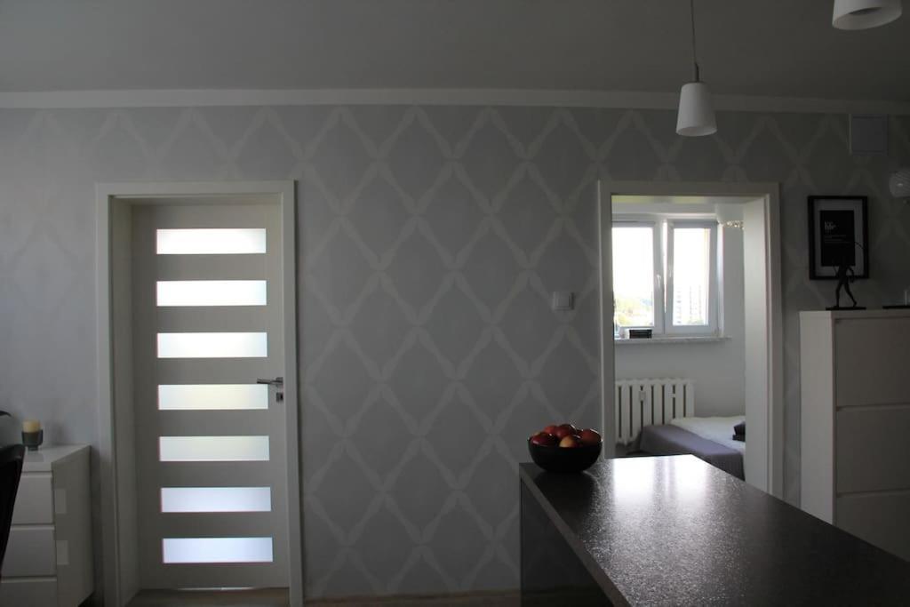 Апартаменты Uroczy, Jasny Apartament Oraz Bezplatny Parking! Краков Экстерьер фото
