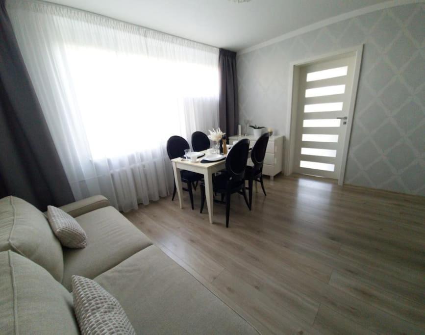 Апартаменты Uroczy, Jasny Apartament Oraz Bezplatny Parking! Краков Экстерьер фото