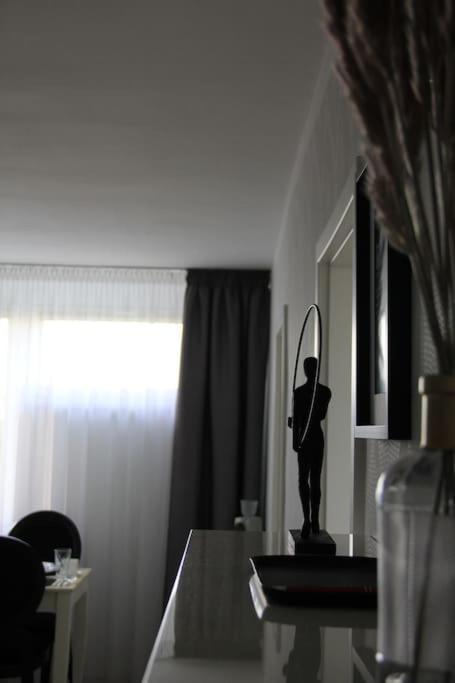 Апартаменты Uroczy, Jasny Apartament Oraz Bezplatny Parking! Краков Экстерьер фото