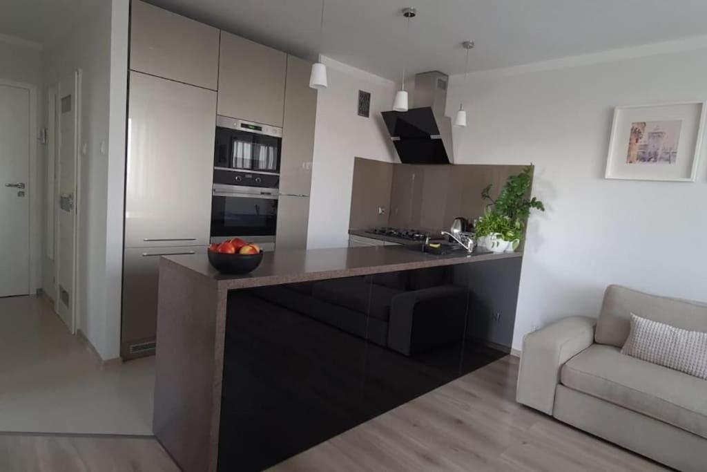 Апартаменты Uroczy, Jasny Apartament Oraz Bezplatny Parking! Краков Экстерьер фото